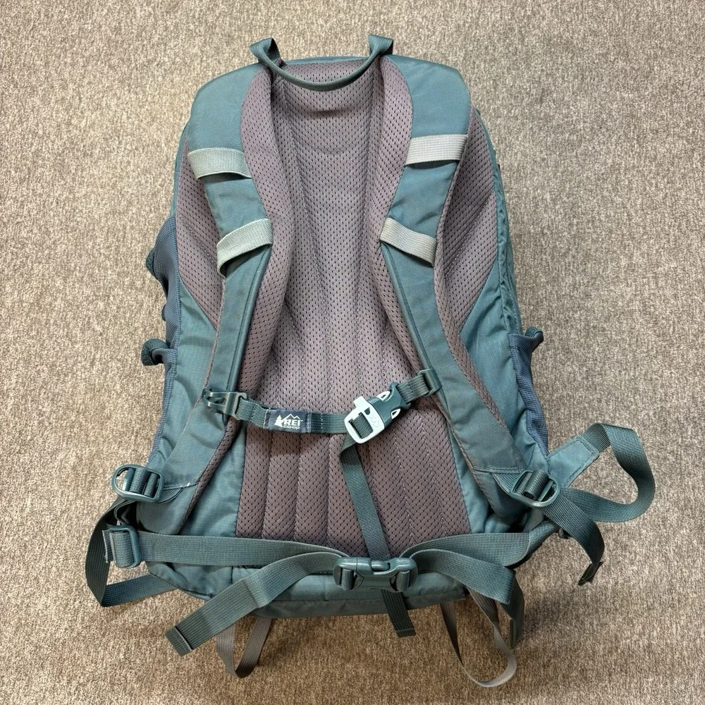 REI Co-Op Trail 25 Backpack Green Women's One Size 25L Hiking Day Pack